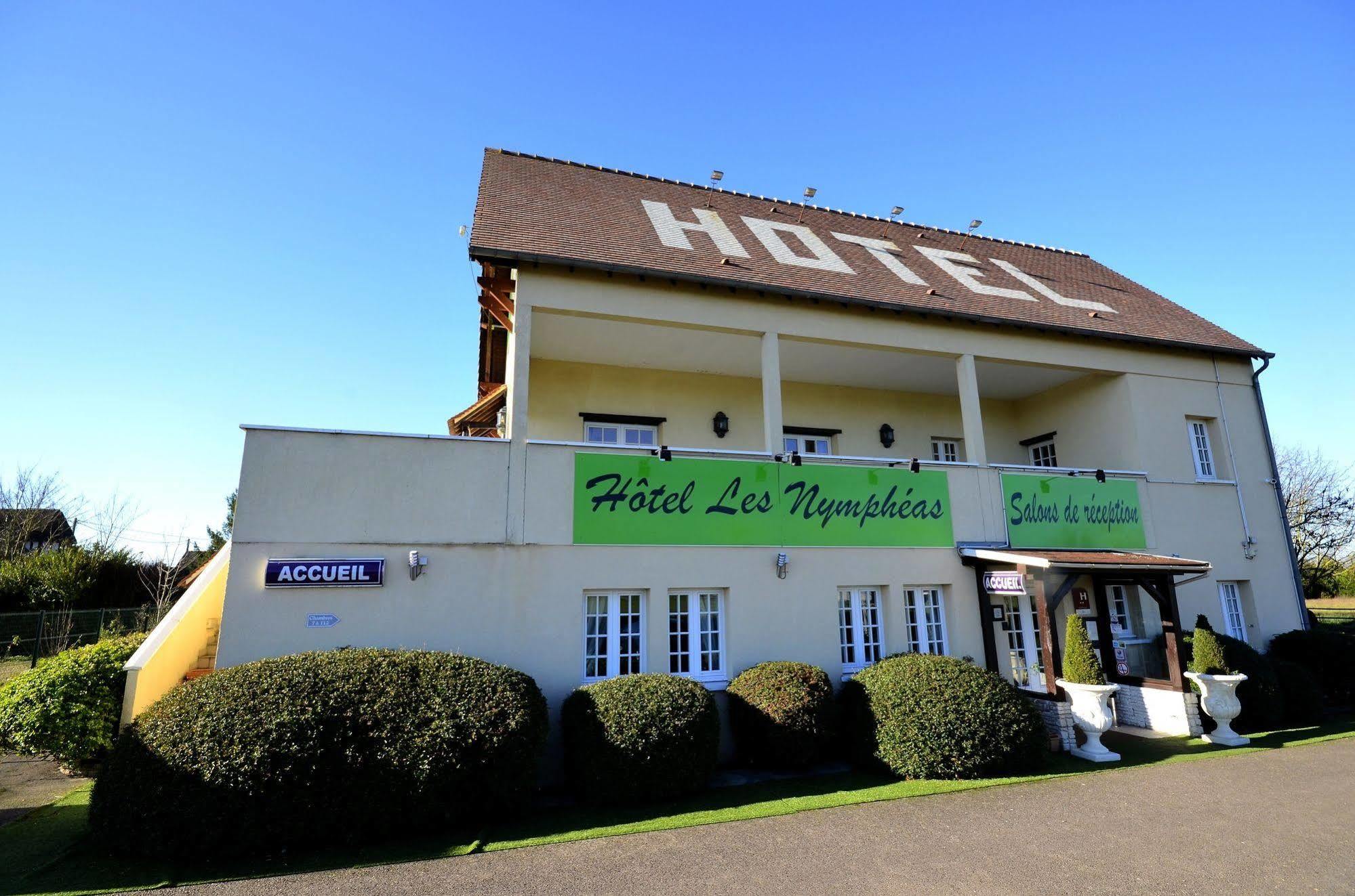 Logis Hotel Les Nympheas Chaufour-les-Bonnieres Exterior photo